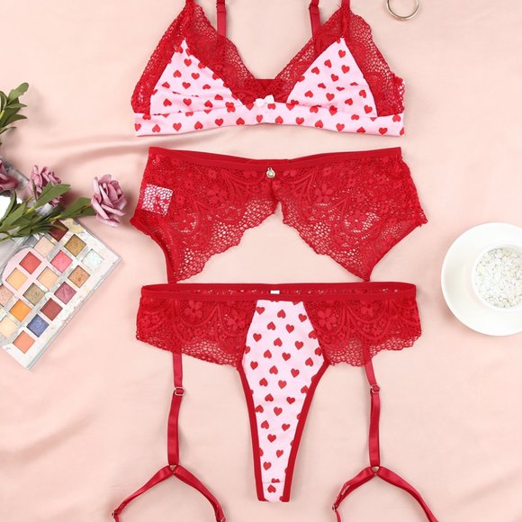 Red Lace Trim Heart Print Valentines Lingerie Set - Picture 5 of 16